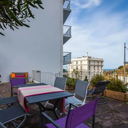Guestready - Charming Duplex With Terrace For 8 People In Port Vieux * 比亚里茨